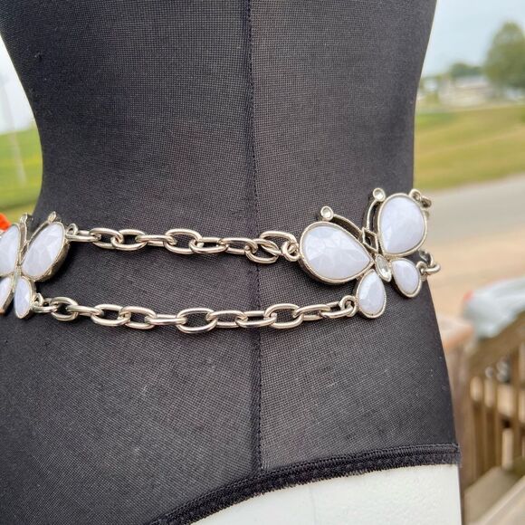 Silver Chain Belt With Butterfly Detail - Picture 3 of 10